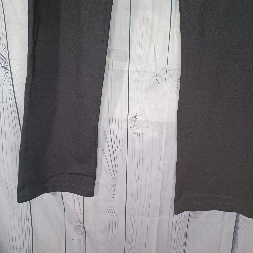 Eileen Fisher Petites Stretchy Viscose Pull On Classic Black Pants - Picture 4 of 13
